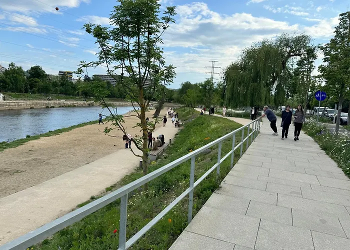 Daire Serenity Garden Walking 2 Untold *