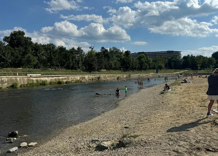 Serenity Garden Walking 2 Untold Apartment